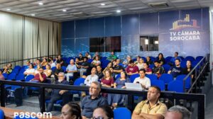 Câmara Municipal de Sorocaba homenageia a Campanha da Fraternidade 2026 com foco no direito à moradia