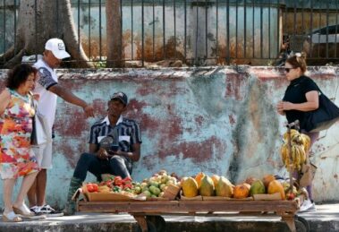 Cuba: bispo de Palm Beach pede ajuda urgente