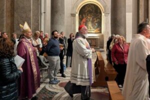 Arcebispo de Teerã em Roma: que cessem a guerra no Golfo e a lógica de retaliação