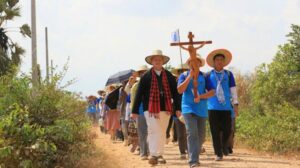 No Camboja, uma Páscoa de solidariedade: aos jovens, a tarefa de construir a paz