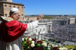 O Papa: façamos ouvir o grito de paz que brota do coração