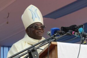 Corações ao alto para acolher o Santo Padre