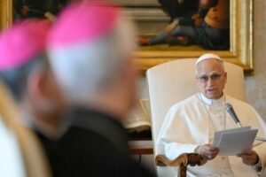 Leão XIV: Deus não abençoa conflitos e seus discípulos não apoiam quem lança bombas