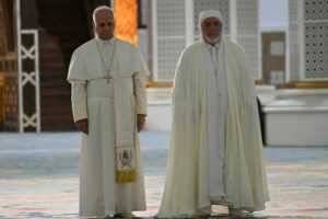 Papa na Grande Mesquita de Argel: podemos aprender a nos respeitar mutuamente
