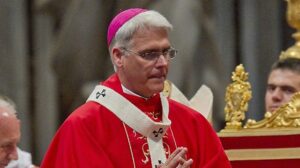 Presidente dos bispos dos EUA: desconfortável com palavras de Trump sobre Papa