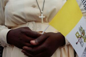 Papa em Bamenda: em oração pelo dom da paz e da reconciliação