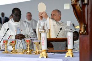 Papa Leão: a fé dá ao cristão a força para interagir com o mundo