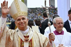 Papa se despede da África, um tesouro com histórias de alegria e sofrimento