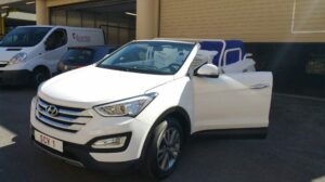 Papamóvel vira carro da esperança nos EUA pelas crianças, vítimas da guerra