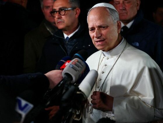 O Papa: a Igreja anuncia o Evangelho. Se alguém me criticar, que o faça com sinceridade