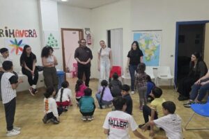 Nápoles: da Escola da Paz em Scampia, uma mensagem de fraternidade ao Papa