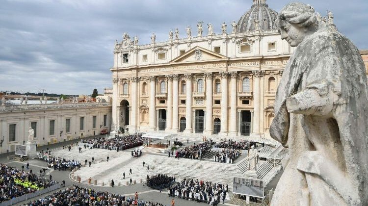 O Papa e as catequeses sobre o Concílio, “estrela-guia” para o caminho da Igreja