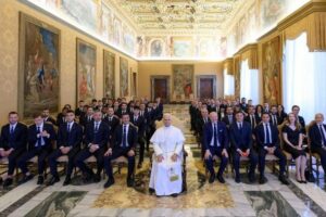 Papa encontra jogadores da Inter: “sejam testemunhas de valores”