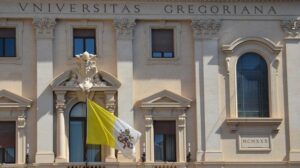 Universidade Gregoriana: cardeal Zuppi em diálogo com o jurista Zagrebelsky