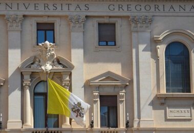 Universidade Gregoriana: cardeal Zuppi em diálogo com o jurista Zagrebelsky