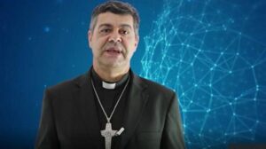Dom Oriolo: O valor da dignidade humana e o limite da máquina