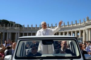 Papa Leão XIV recorda encíclica de João Paulo II sobre o Espírito Santo