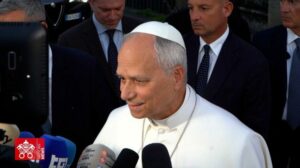 O Papa: ajudar o povo de Gaza que sofre e respeitar os direitos humanos