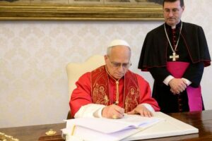 Especialistas e estudantes defendem uso ético da IA após apelo do Papa Leão