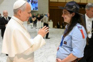 Papa a escoteiros: a experiência do servir nos une a Deus e liberta da indiferença