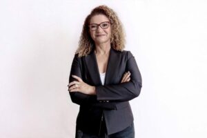 Livro sobre violência contra a mulher em Mato Grosso reforça importância da conscientização