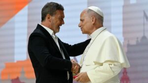 Papa: em nosso DNA está enraizado o desejo do bem, da beleza e da verdade