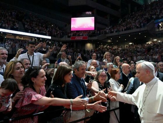 Papa em Madri: que haja pessoas que se encantem com Deus
