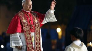 Papa em Espanha: o desafio de ser humano e testemunhar o amor