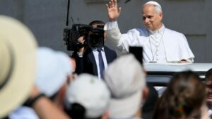 Papa: acolhida recebida na Espanha revela a necessidade de uma unidade sem ideologias