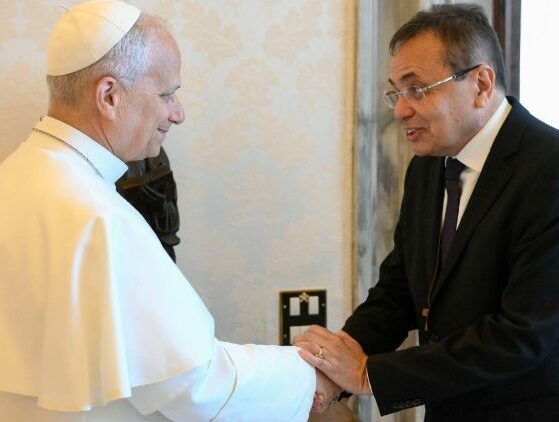 Moysés Azevedo encontra o Papa e anuncia encontro Shalom em Roma