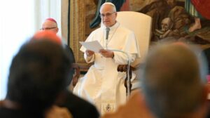 Papa: contra a idolatria do lucro, construir a civilização do amor