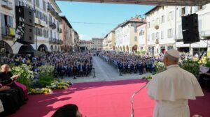 O Papa em Pavia: a razão humana não se fecha na lógica do lucro ou do domínio