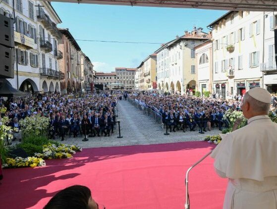 O Papa em Pavia: a razão humana não se fecha na lógica do lucro ou do domínio