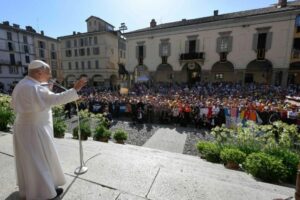Leão XIV em Pavia: basta de palavras de ódio, de bullying, de guerra