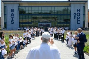 Leão XIV visita o CNHO de Pavia: Deus quer que ninguém sofra