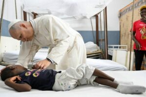 Papa: assistência à saúde deve revelar a compaixão de Deus àqueles que sofrem