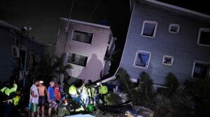 Terremotos atingem a Venezuela, deixando pelo menos 32 mortos e centenas de feridos