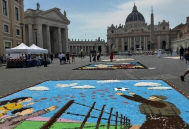 Papa agradece a voluntários pelos tapetes decorados na Solenidade de Pedro e Paulo