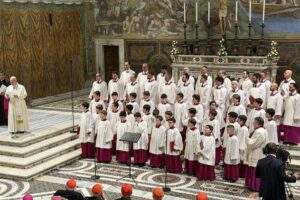 Coro do Papa parte hoje em turnê inédita de 15 dias no Brasil