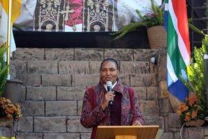 Ministra sul-africana apela à humanidade e ao Ubuntu perante tensões sobre migração