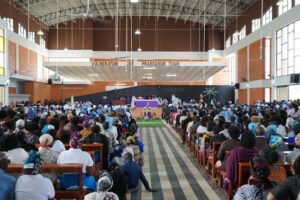 Milhares de fiéis dão o último adeus ao P. Manuel Machate, do Clero diocesano da Beira