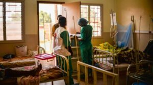 AIDS, Santa Sé na ONU: mais tratamentos para mães e crianças nos países pobres
