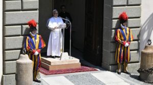 Papa: que os ventos da guerra não apaguem a chama da esperança e da paz
