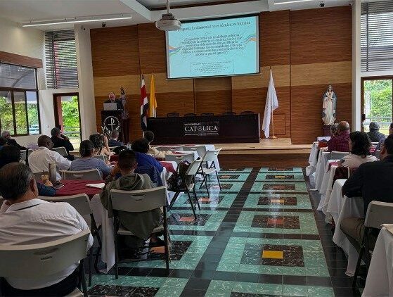 Costa Rica, Vaticano: atividade extrativa deve unir-se com lógica do cuidado ambiental