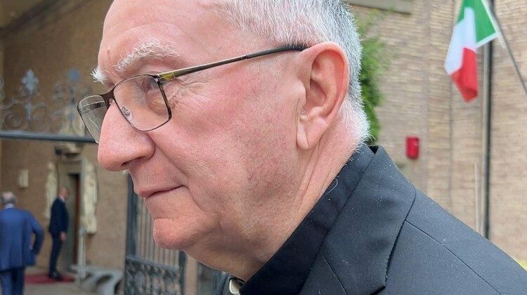 Parolin: a paz ainda é inexistente na Ucrânia, no Irã se retorne às negociações