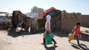 Iêmen: aumento dos preços agrava crise humanitária que afeta crianças