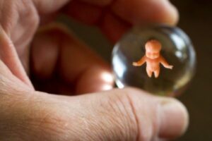 Reprodução assistida: quando a IA também é usada contra o ser humano
