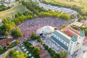 Medjugorje, o Papa aos jovens: redescubram a beleza do encontro com o Senhor