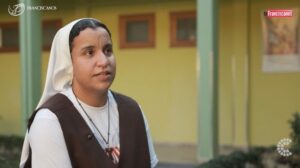 Do crack ao claustro: o testemunho de uma postulante das Clarissas