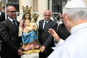 Papa envia representante às celebrações em honra a Nossa Senhora da Gruta, na Calábria